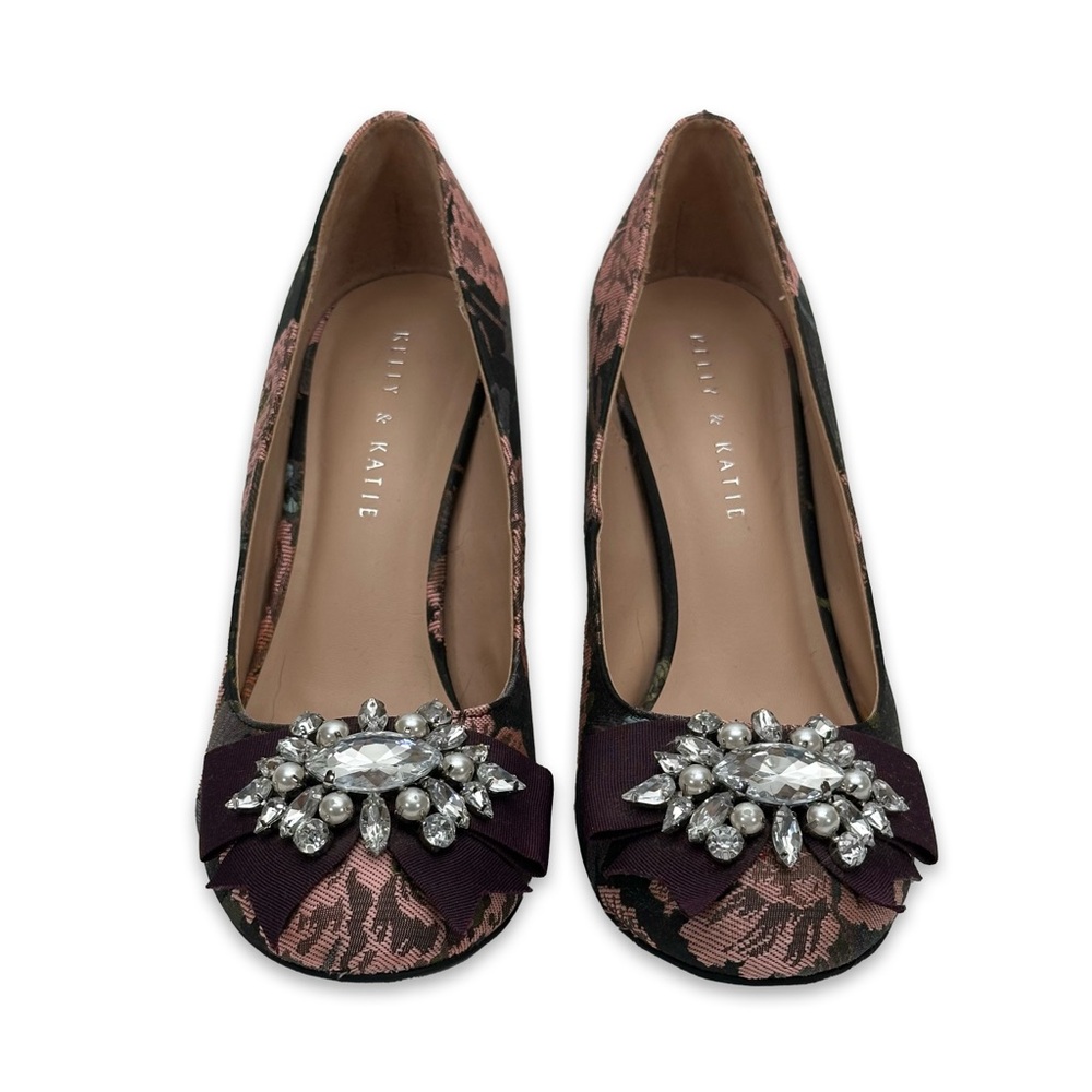 Kelly and Katie pink and black heals. Size 9